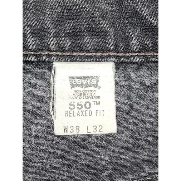 Levi's Men's 550 90s Relaxed Fit Black 00550-0260 38x32 Vintage Red Tag